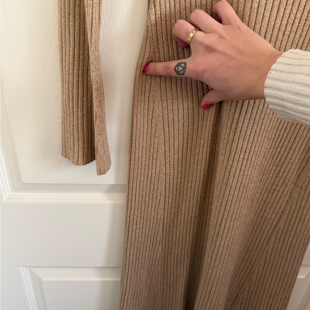 Pretty Tan Ribbed Knit Dress - Picture 5 of 6